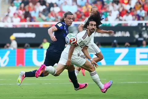 نجوم الليجا ضد الطيور المهاجرة.. التناقض عنوان مباراة إسبانيا وأوروجواي